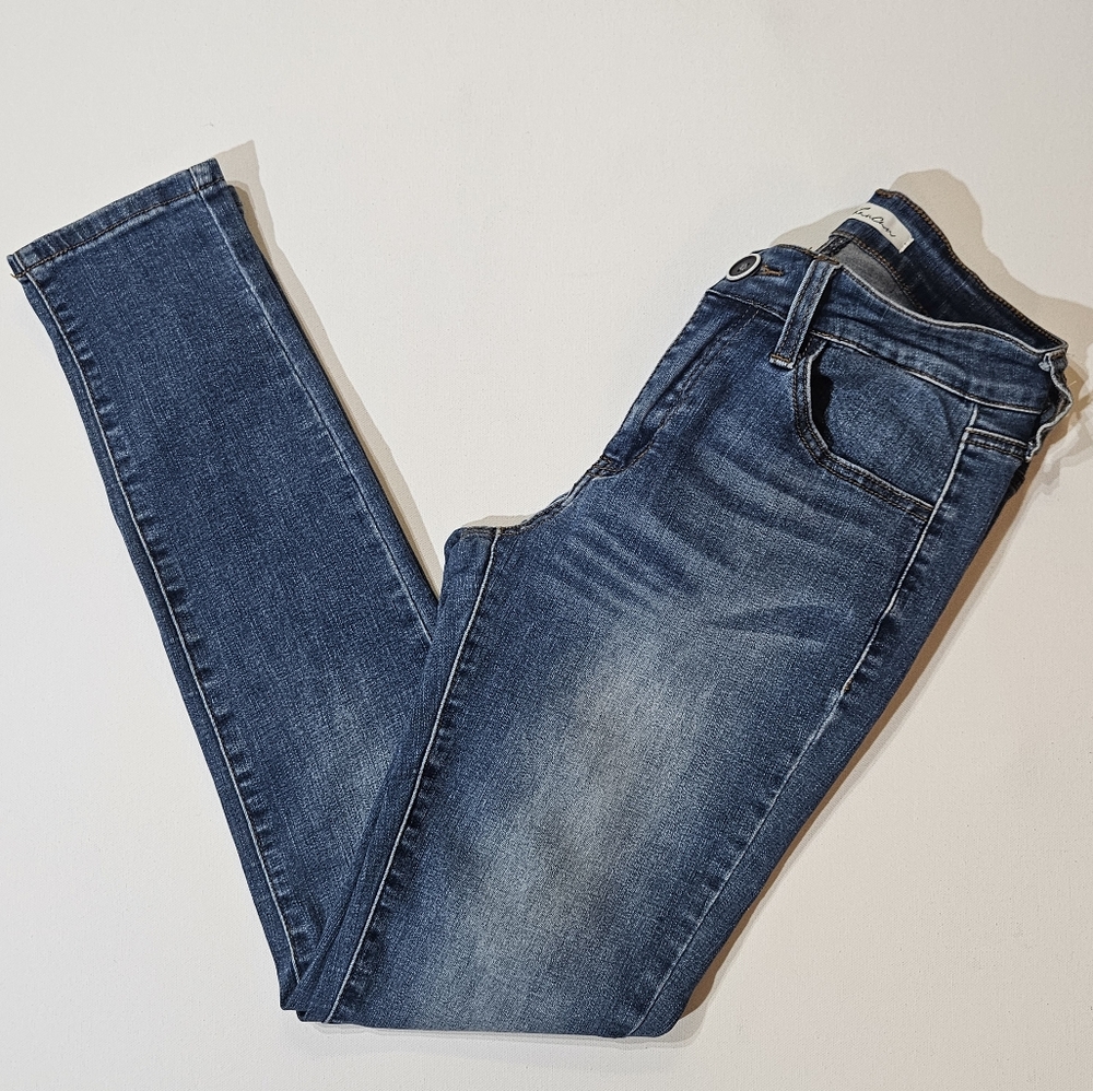 KanCan Skinny Jeans Women’s 26” Waist‎ Blue Stretchy Low Rise